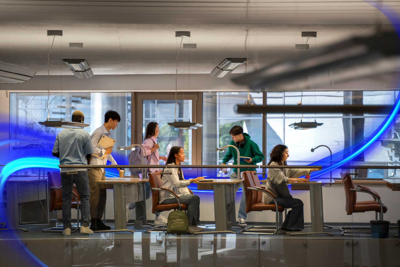 Proč firmy zatím nedosahují plného potenciálu AI a jak z ní udělat skutečného partnera